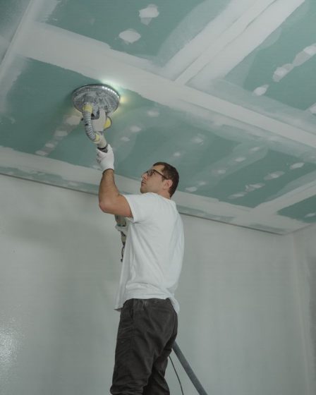 techniques et conseils pour bien isoler la toiture intérieur de maison